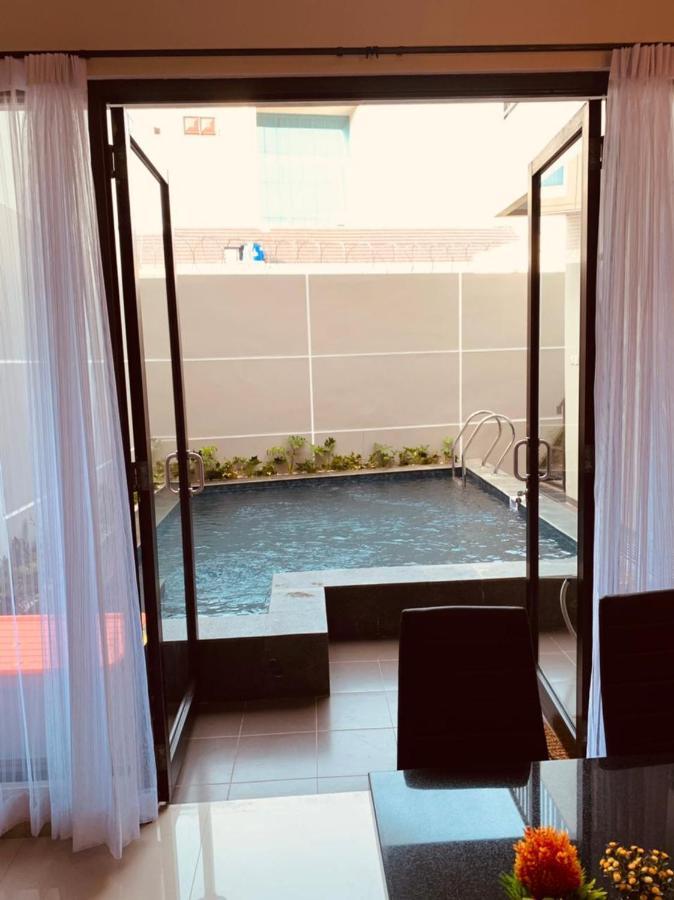 Platinum Setrasari Guest House 5Br Private Pool Bandung Eksteriør billede